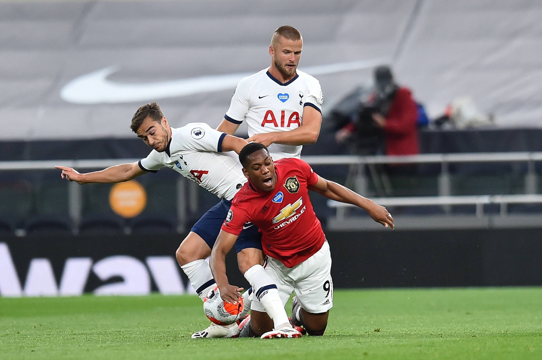 阿斯跟队：弗里克已制定好计划，希望在年底前夺回西甲榜首（阿斯记者：弗里克已拟定方案，力争年底前重返西甲榜首）