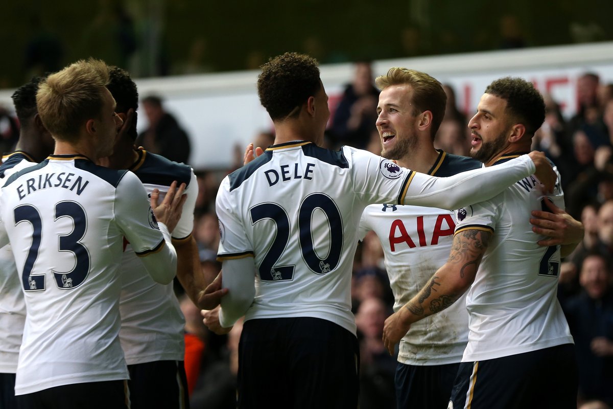 记者：卡瓦哈尔近日造访卡塔尔并非偶然，他明夏可能去那踢球（报道称卡瓦哈尔近日现身卡塔尔非巧合，明夏或转战当地联赛）