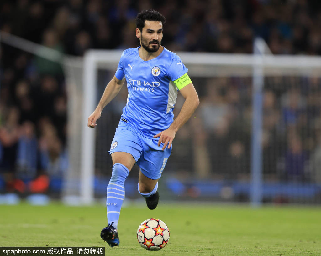 英超豪门又掉链子：3场不胜狂丢7分，争冠形势迅速恶化