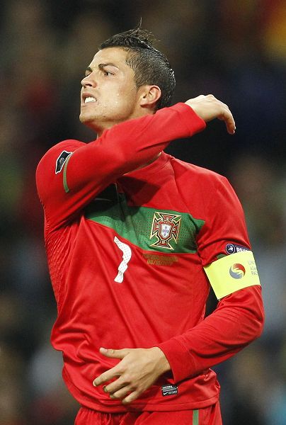 每体：阿莫林决定铁腕改革曼联，并已经采取了一系列措施