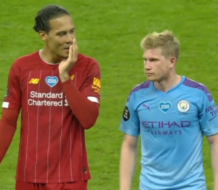 英超半场：阿马德破僵，卡塞米罗破门，曼联暂2-1伯恩茅斯（英超半场战报：阿马德首开纪录，卡塞米罗建功，曼联暂以2-1领先伯恩茅斯）