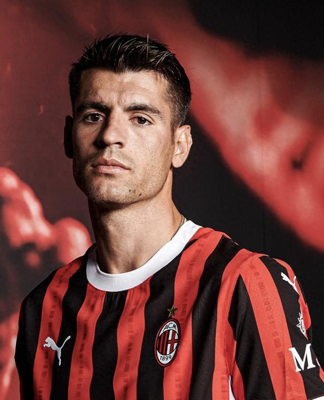 莱万多夫斯基在巴萨的点球表现：从辉煌到困惑