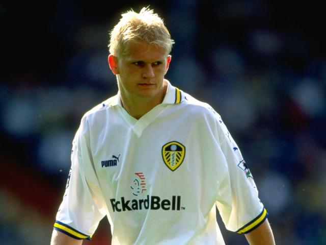 西媒：法兰克福球迷损坏诺坎普设施，巴萨向其索赔6100欧（西媒称：诺坎普设施遭损坏，巴萨向法兰克福球迷索赔6100欧元）