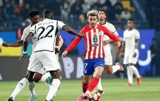 弗莱肯：曼城的阵容确实令人意外；我们配得上这三分